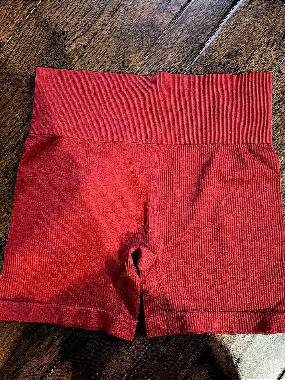 Colsie Ribbed Bike Shorts in Red Size Large - Picture 2 of 4
